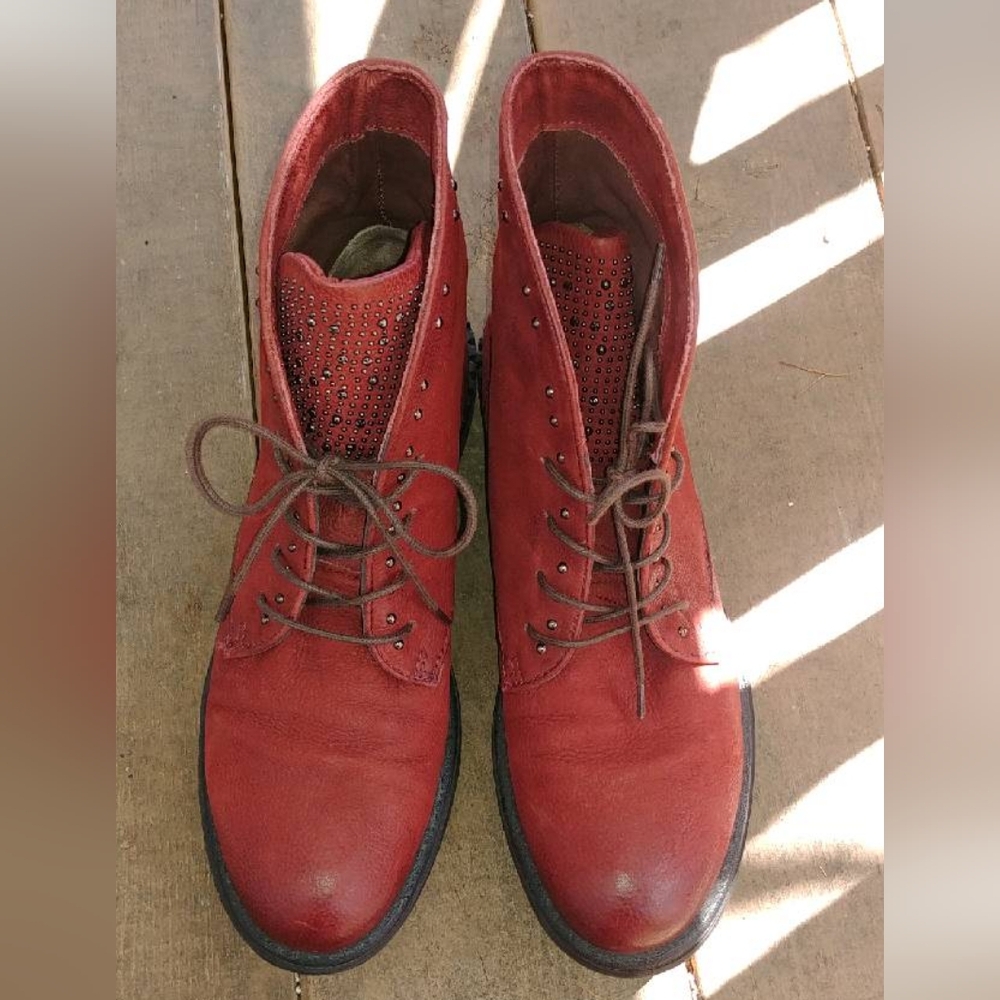 Mjus red lace-up ankle booties